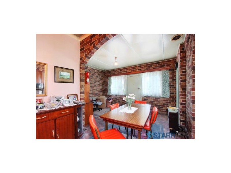 5 Mamie Avenue, Seven Hills NSW 2147