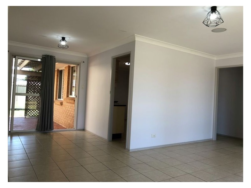 4 Alt Place, Doonside NSW 2767