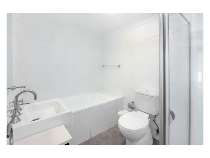 18/21 Bruce Street, Blacktown NSW 2148