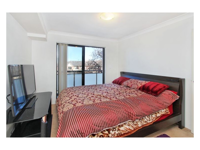 18/21 Bruce Street, Blacktown NSW 2148