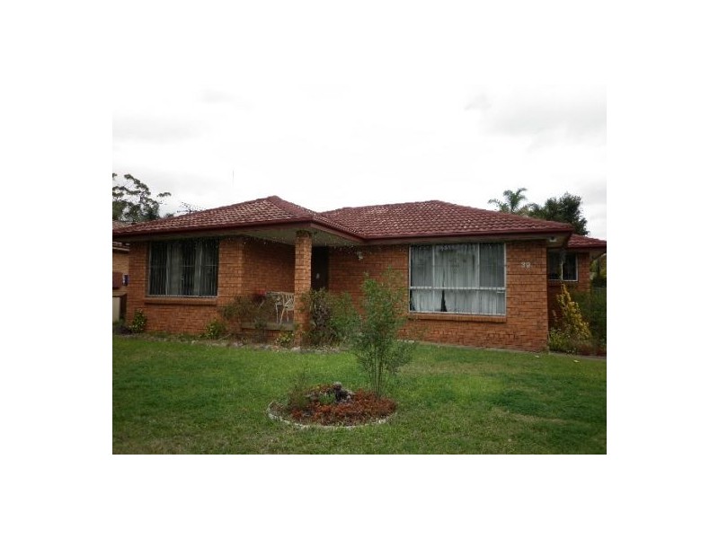 39 Tallagandra Ave,, Quakers Hill NSW 2763