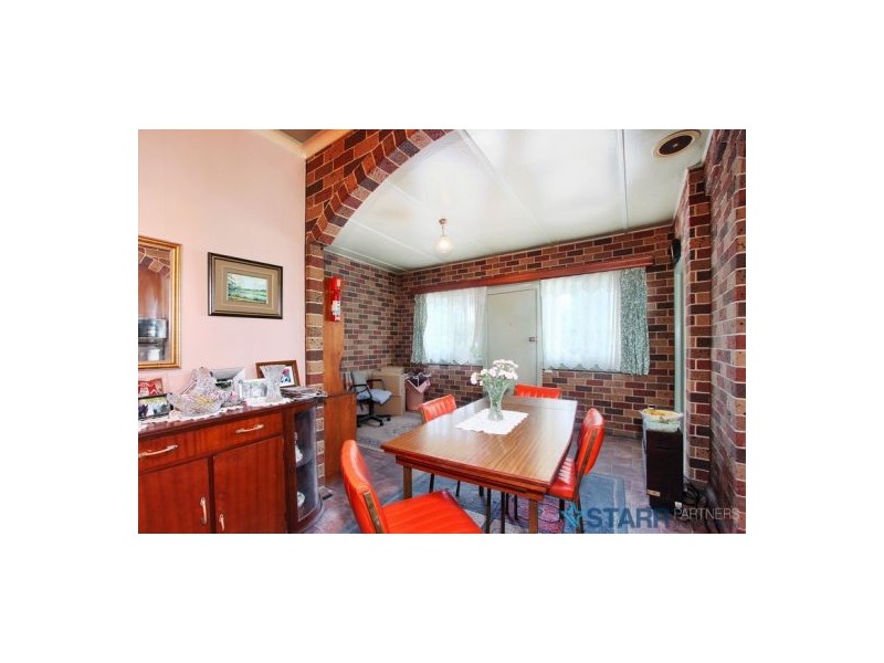 5 Mamie Avenue, Seven Hills NSW 2147