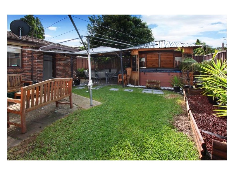 122 Ollier Crescent, Prospect NSW 2148
