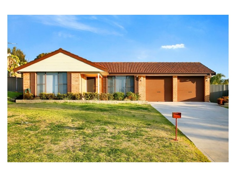 15 Sulman Place, Huntington Heights NSW 2767