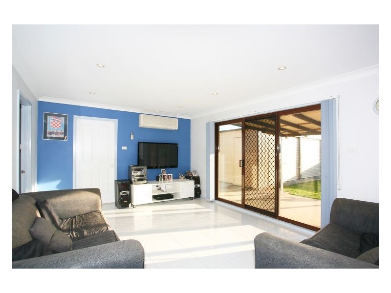 15 Sulman Place, Huntington Heights NSW 2767