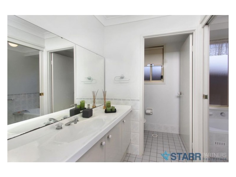 14  Whitton Place, Huntington Heights NSW 2767