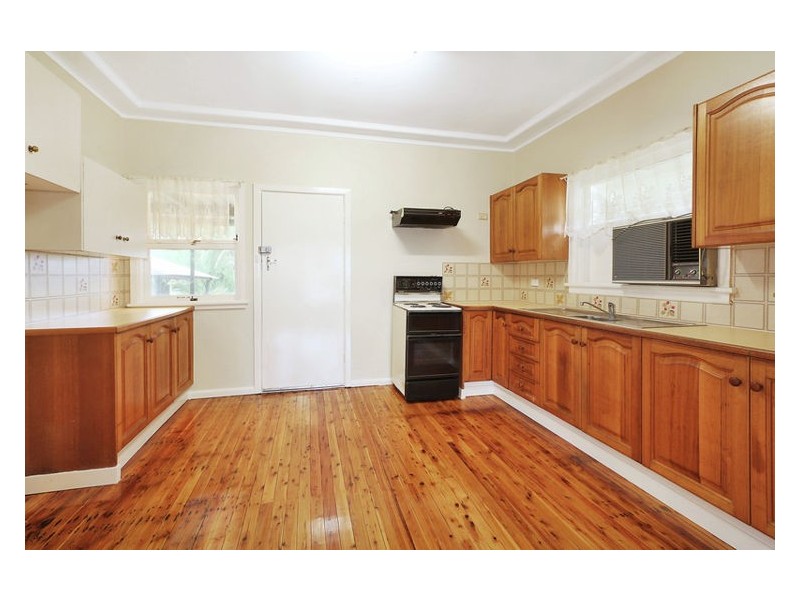 House 10 Selby Place, Blacktown NSW 2148