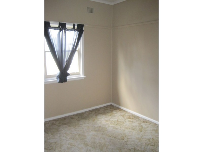 House 76 Orana Avenue, Seven Hills NSW 2147