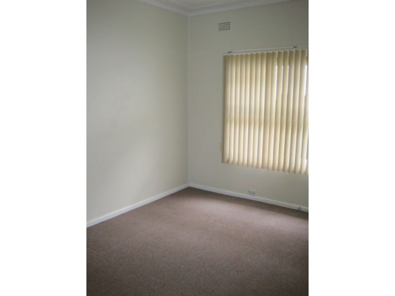 16 Glamorgan Street, Blacktown NSW 2148