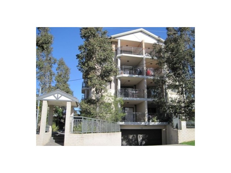 Unit 15/8-10 Clifton Street, Blacktown NSW 2148