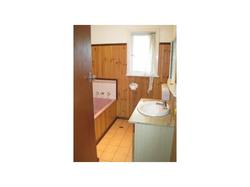 43 Leabons Lane, Seven Hills NSW 2147