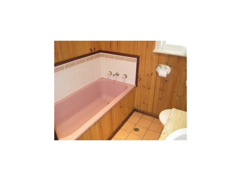 43 Leabons Lane, Seven Hills NSW 2147