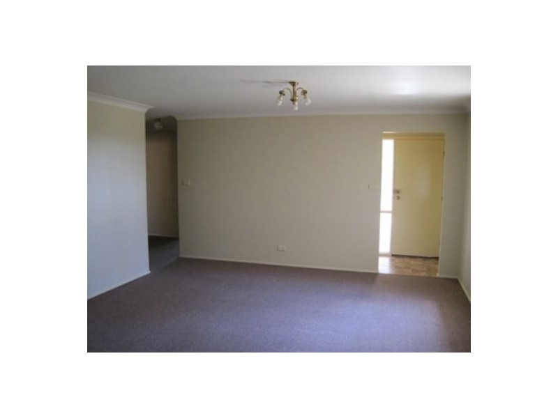 18 Newnham Street, Dean Park NSW 2761