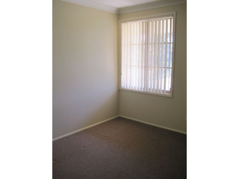 18 Newnham Street, Dean Park NSW 2761