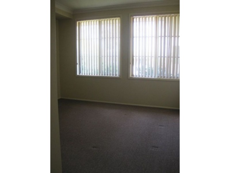 18 Newnham Street, Dean Park NSW 2761