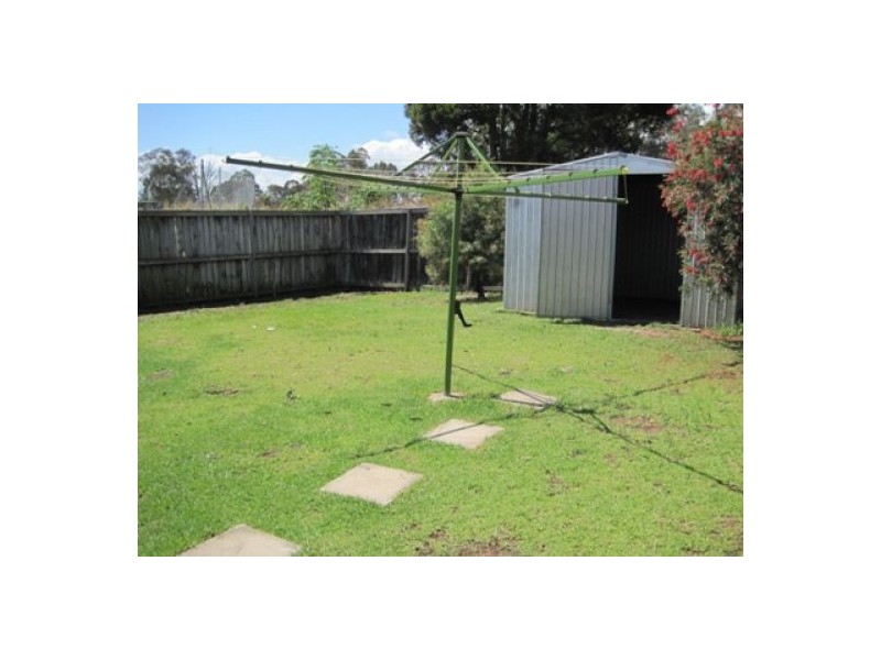 18 Newnham Street, Dean Park NSW 2761