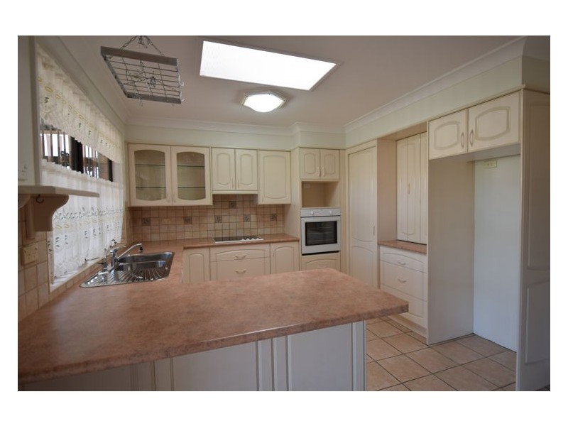 House 63 Cowley Crescent, Prospect NSW 2148