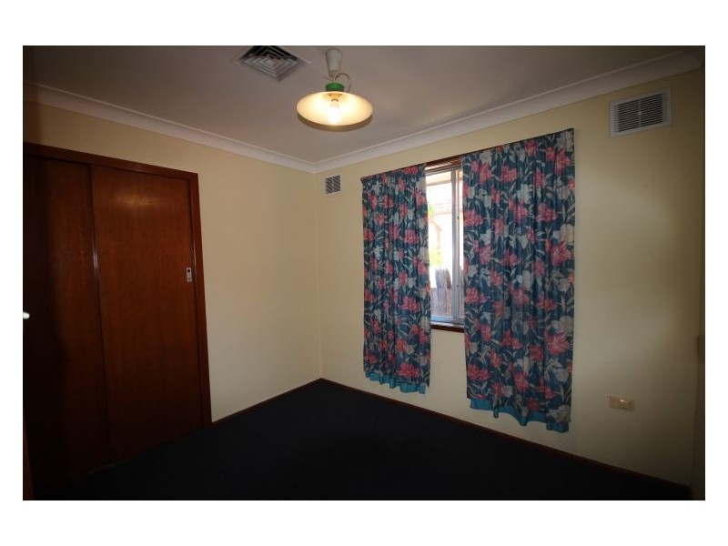 65 Leabons Lane, Seven Hills NSW 2147