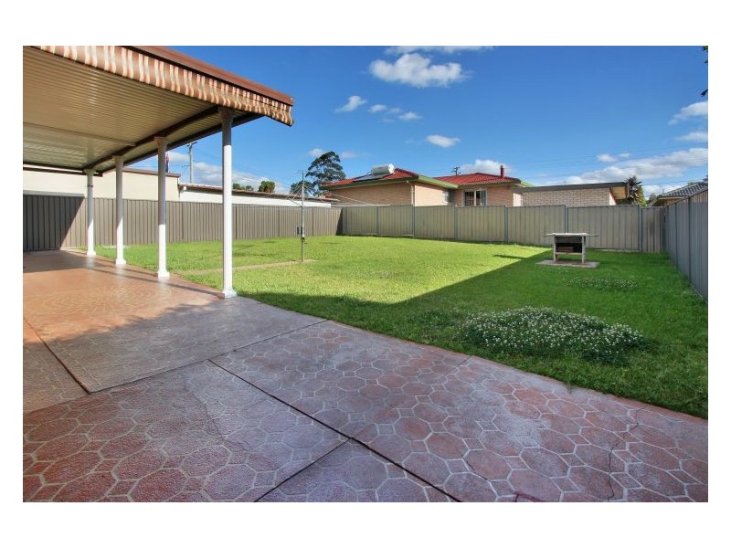 100 Mississippi Road, Seven Hills NSW 2147