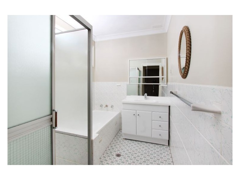 100 Mississippi Road, Seven Hills NSW 2147