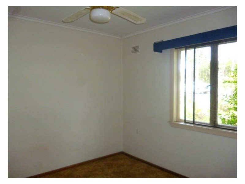 House 80 Johnson Avenue, Seven Hills NSW 2147