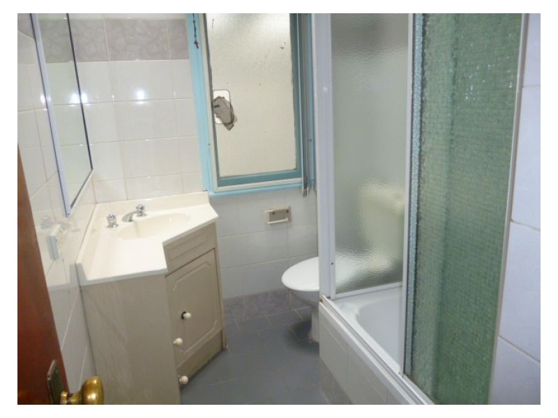 House 80 Johnson Avenue, Seven Hills NSW 2147