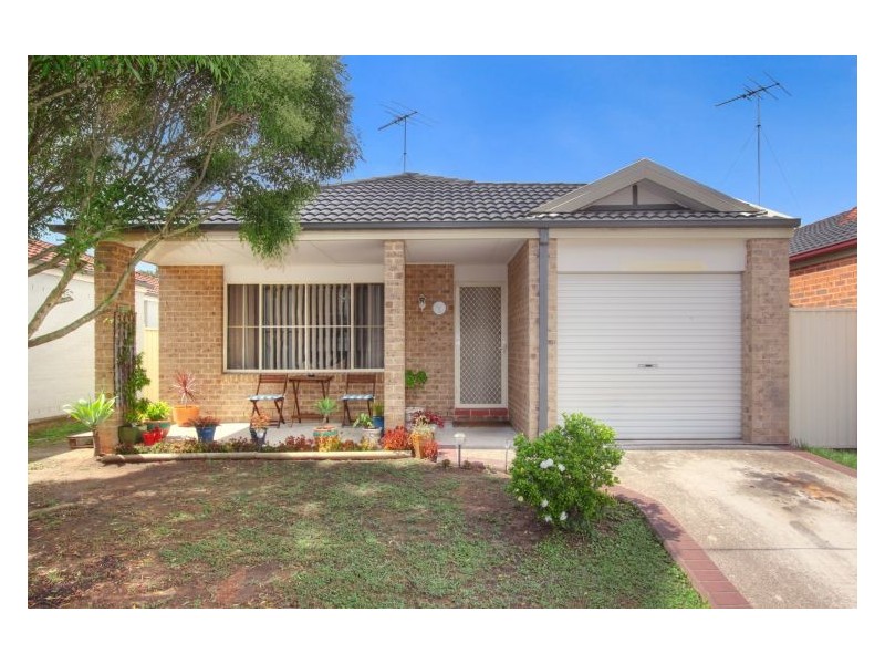 48 Manorhouse Boulevard, Quakers Hill NSW 2763