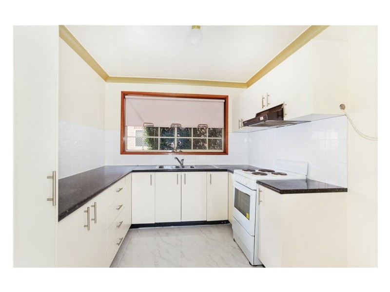 2/116 Flushcombe Road, Blacktown NSW 2148