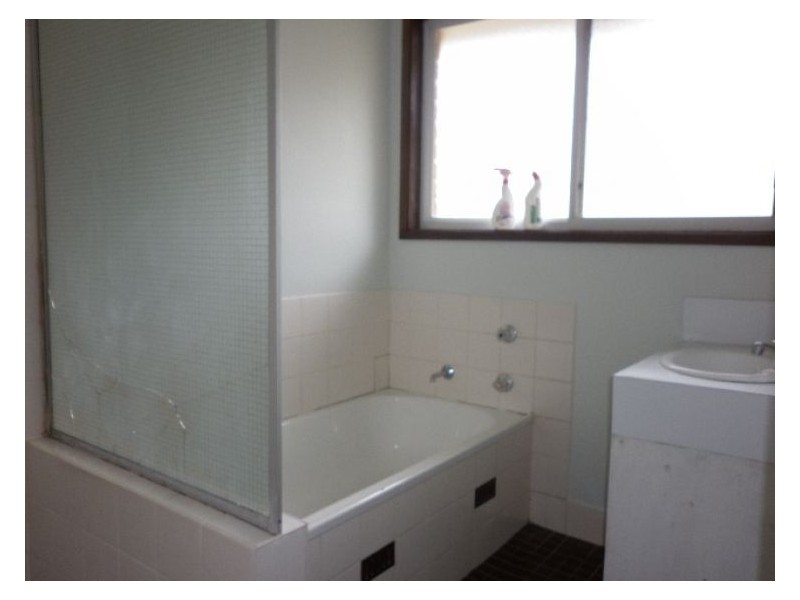 1 Kenneth Crescent,, Dean Park NSW 2761