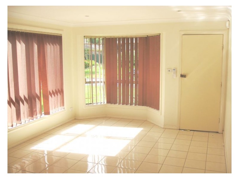 House 3a Barnet Place,, Doonside NSW 2767