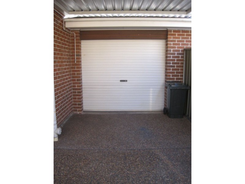 9/24  Upwey Street,, Prospect NSW 2148