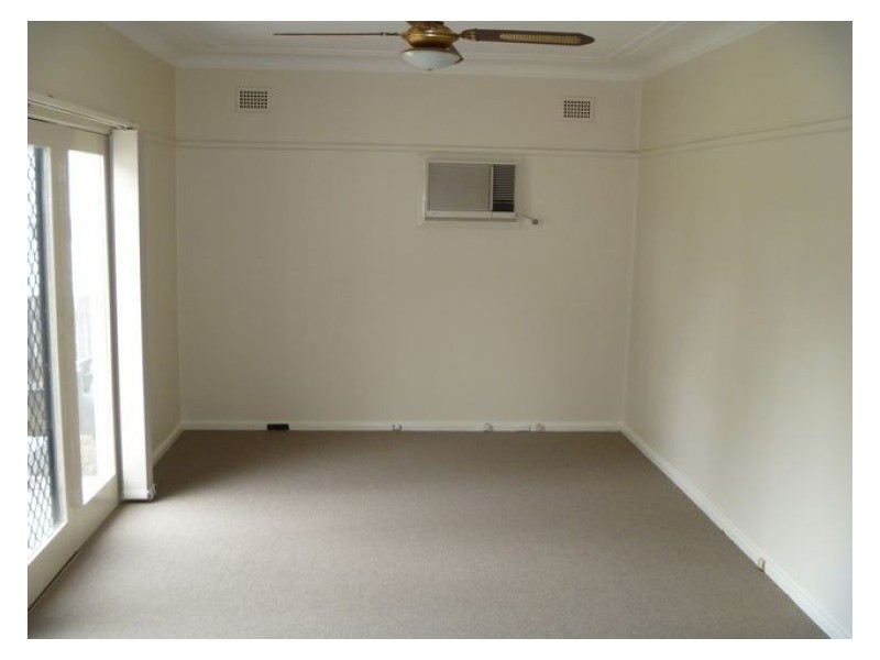 14 Tara Road,, Blacktown NSW 2148