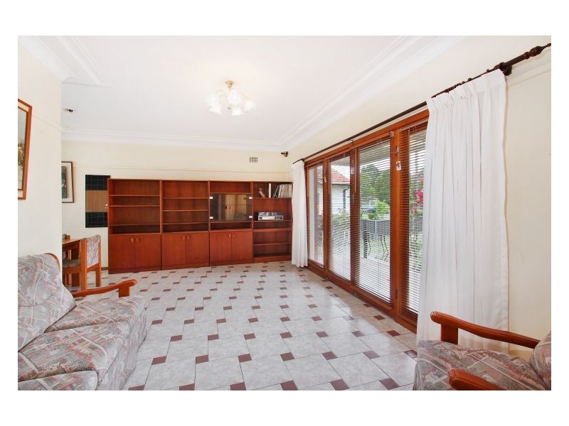 31 Swinson Street, Blacktown NSW 2148