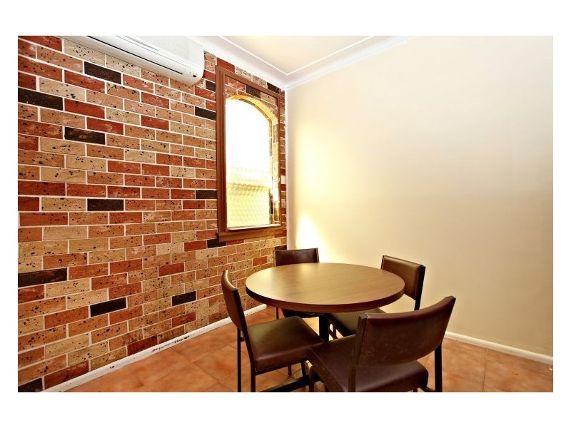 7 Charlton Road, Lalor Park NSW 2147