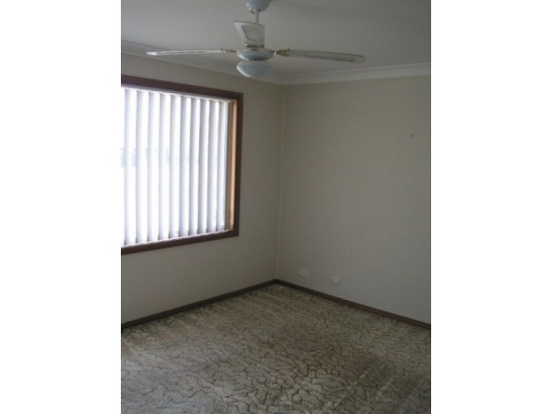 House 18  Heath Street,, Prospect NSW 2148