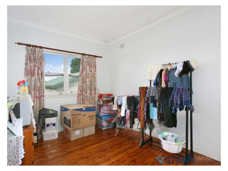 House 22 Noakes Parade, Lalor Park NSW 2147