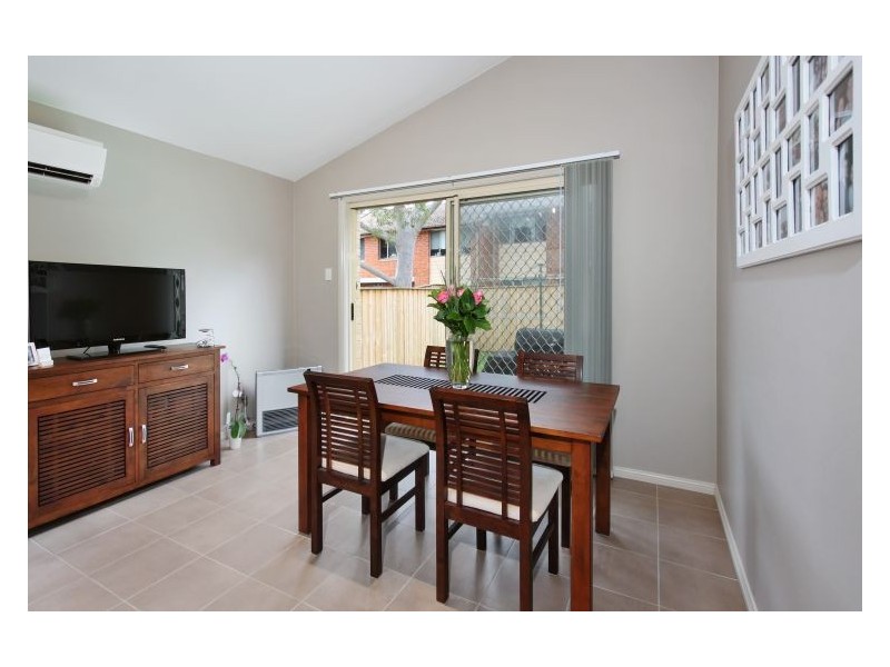 10 Lyndel Close, Quakers Hill NSW 2763