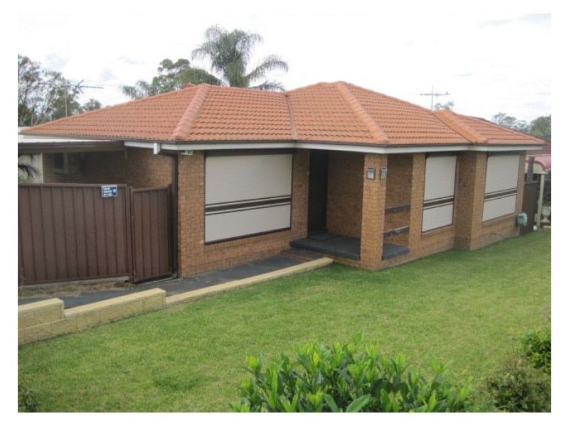 House 1 Coogan Place,, Dean Park NSW 2761