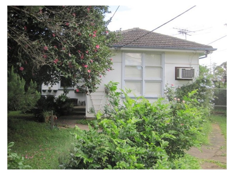 House 28  Stuart Mould Crescent,, Lalor Park NSW 2147