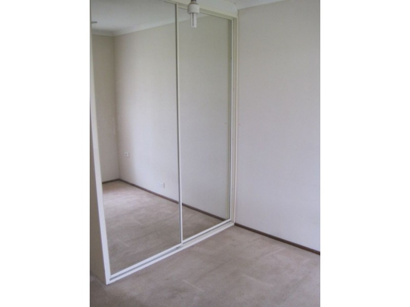 House 4 Bowen Place, Seven Hills NSW 2147
