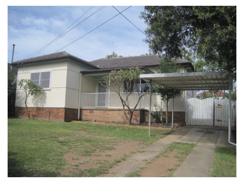 House 76 Orana Avenue, Seven Hills NSW 2147