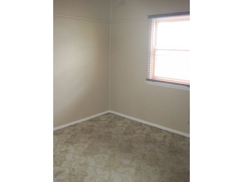 House 76 Orana Avenue, Seven Hills NSW 2147