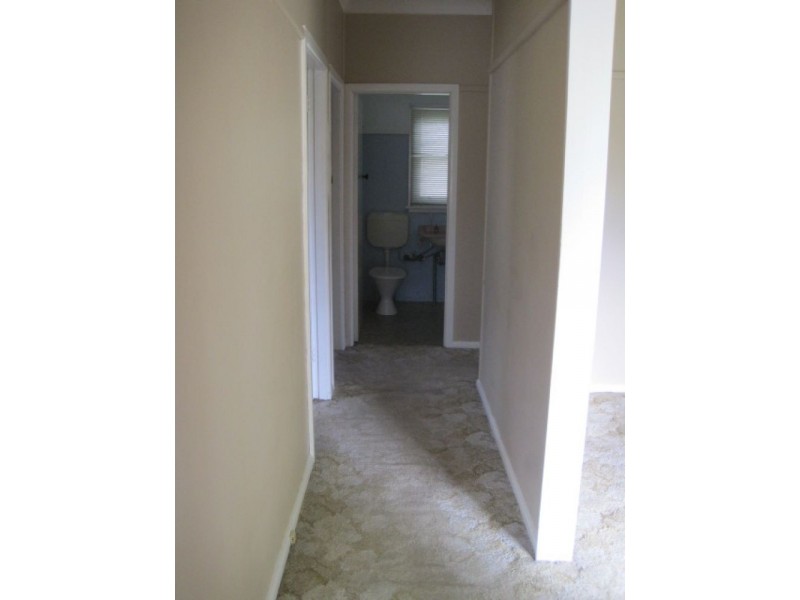 House 76 Orana Avenue, Seven Hills NSW 2147