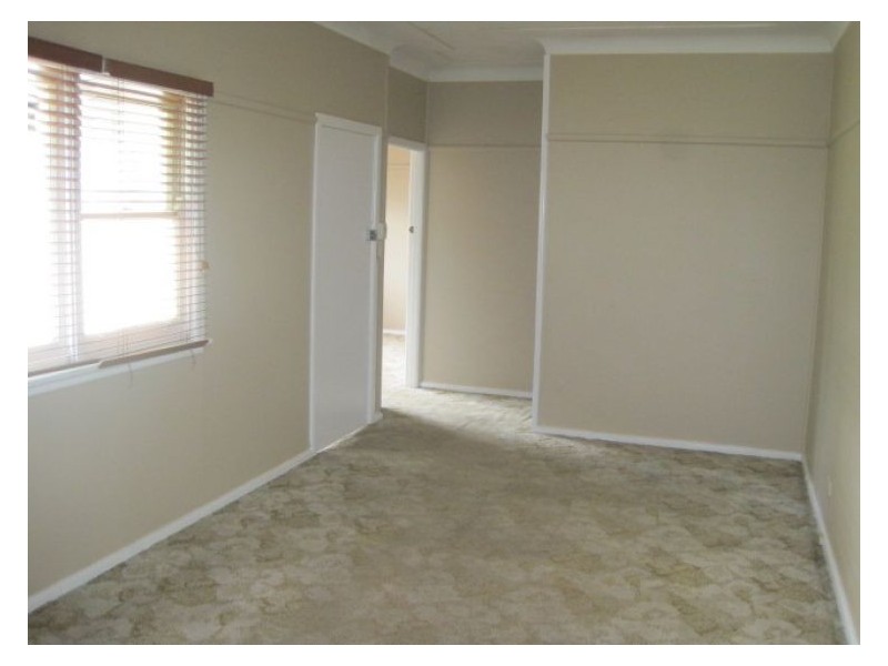 House 76 Orana Avenue, Seven Hills NSW 2147