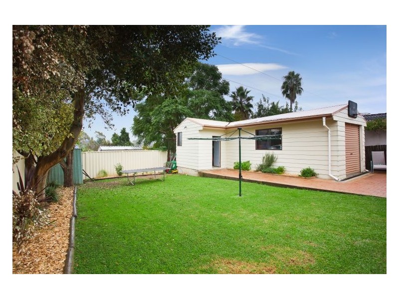 30 Ollier Crescent, Prospect NSW 2148