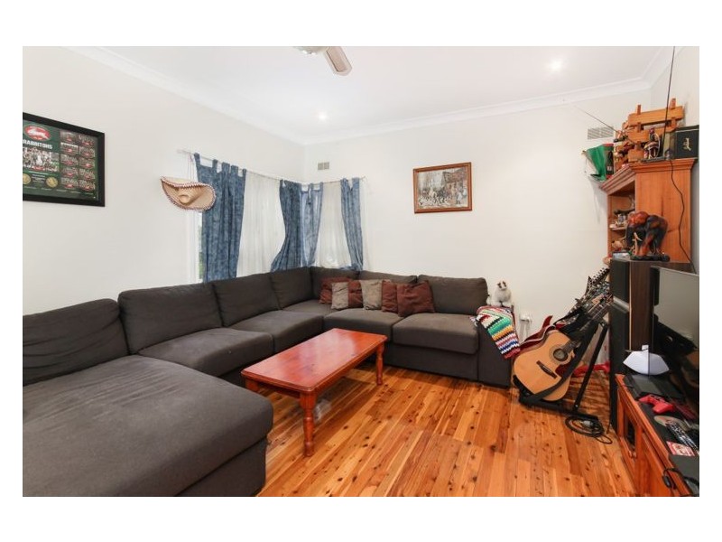 House 15 Elanora Avenue, Blacktown NSW 2148