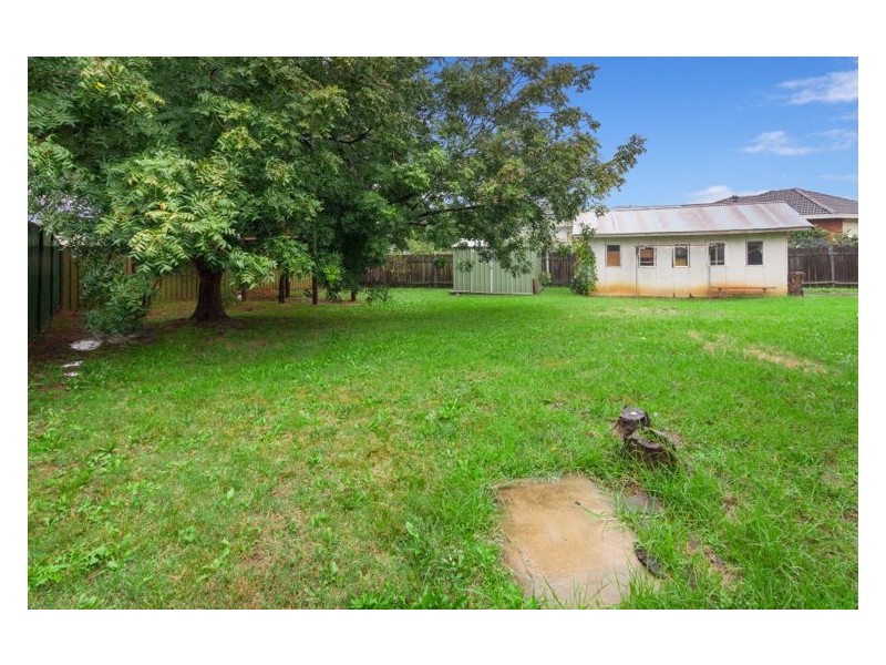 House 15 Elanora Avenue, Blacktown NSW 2148