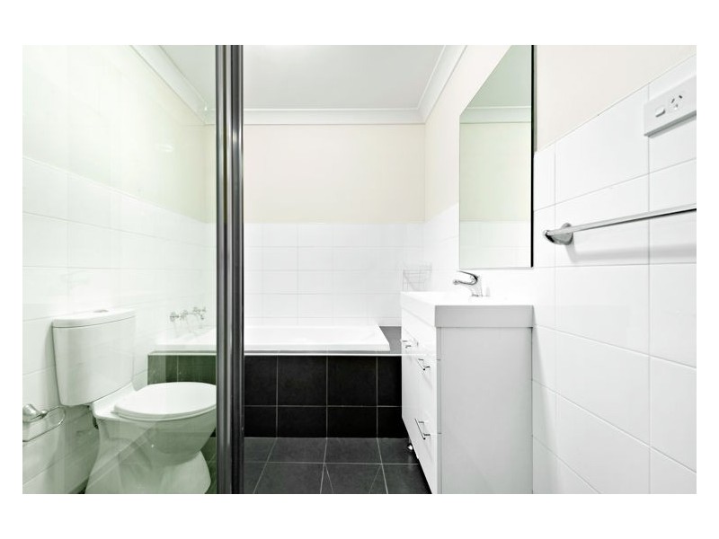 21/26 Clifton Street, Blacktown NSW 2148