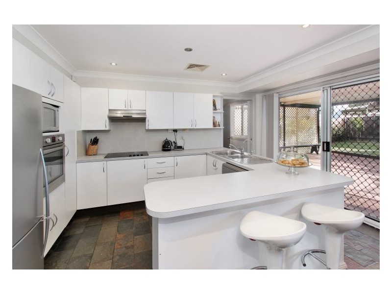 4 Upwey Street, Prospect NSW 2148