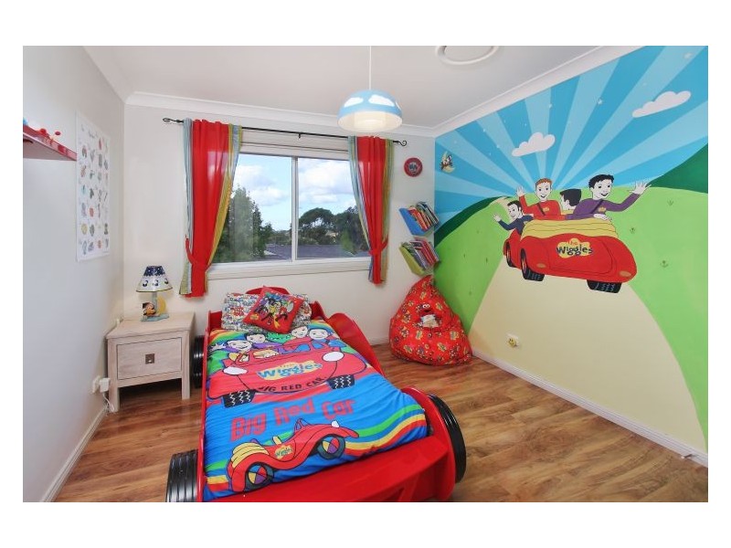 4 Upwey Street, Prospect NSW 2148